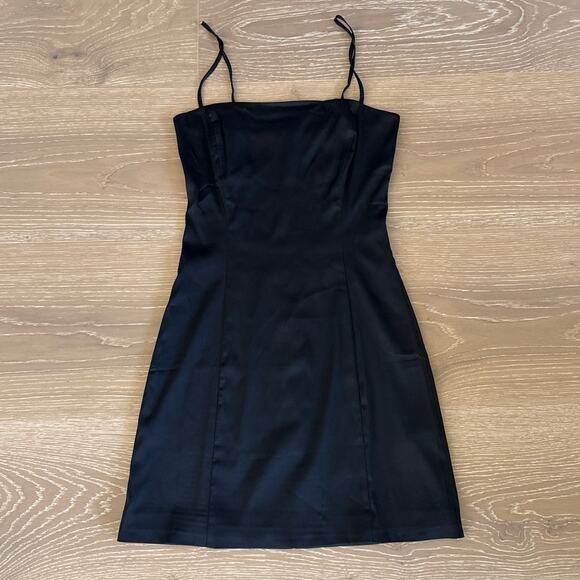 Sunday Best Dresses & Skirts - Sunday Best Mini Dress Sleeveless Shimmer Satin Size 00 Black
